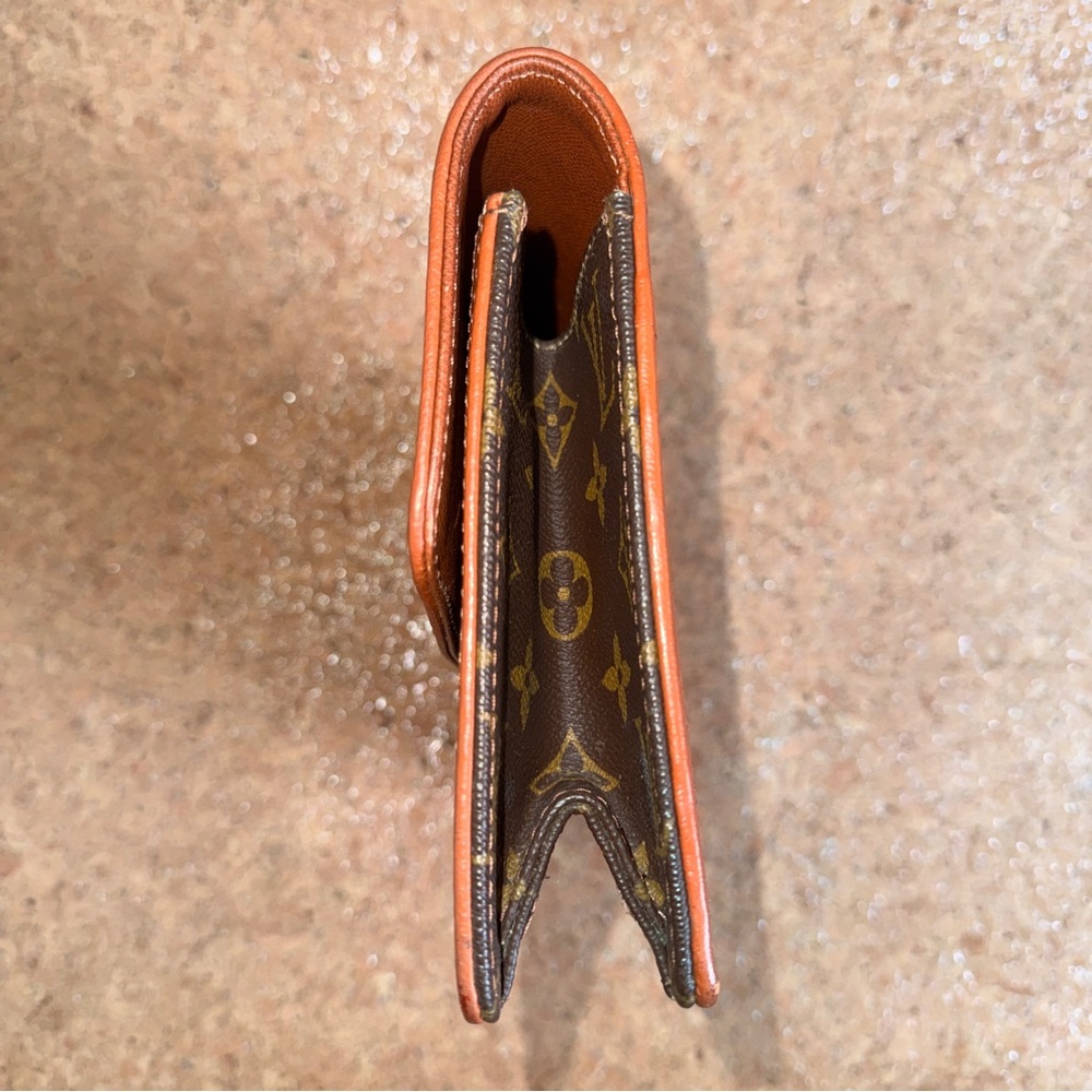 Louis Vuitton GM Pochette Dame Monogram Clutch (1987) - Picture 9 of 16